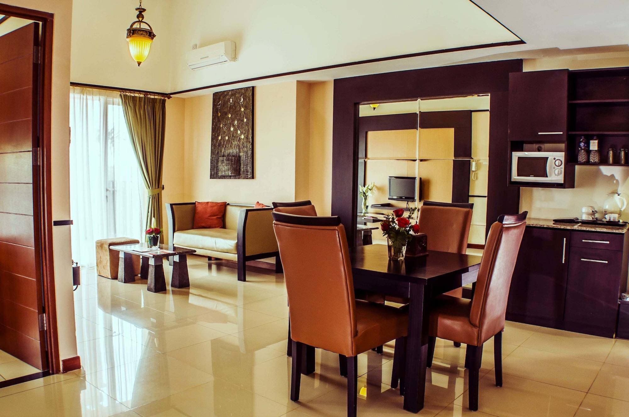 Marbella Suites Bandung Cimenyan Εξωτερικό φωτογραφία