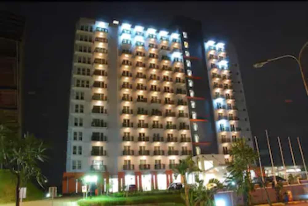 Marbella Suites Bandung Cimenyan Εξωτερικό φωτογραφία
