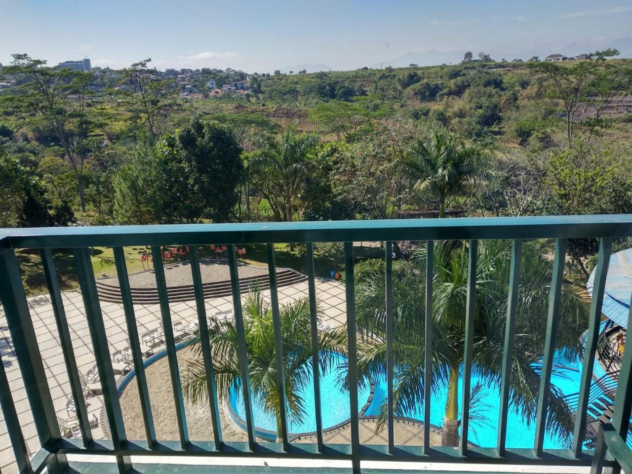 Marbella Suites Bandung Cimenyan Εξωτερικό φωτογραφία